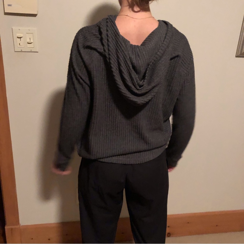 Urban Heritage Gray Hooded Sweater - Picture 5 of 5